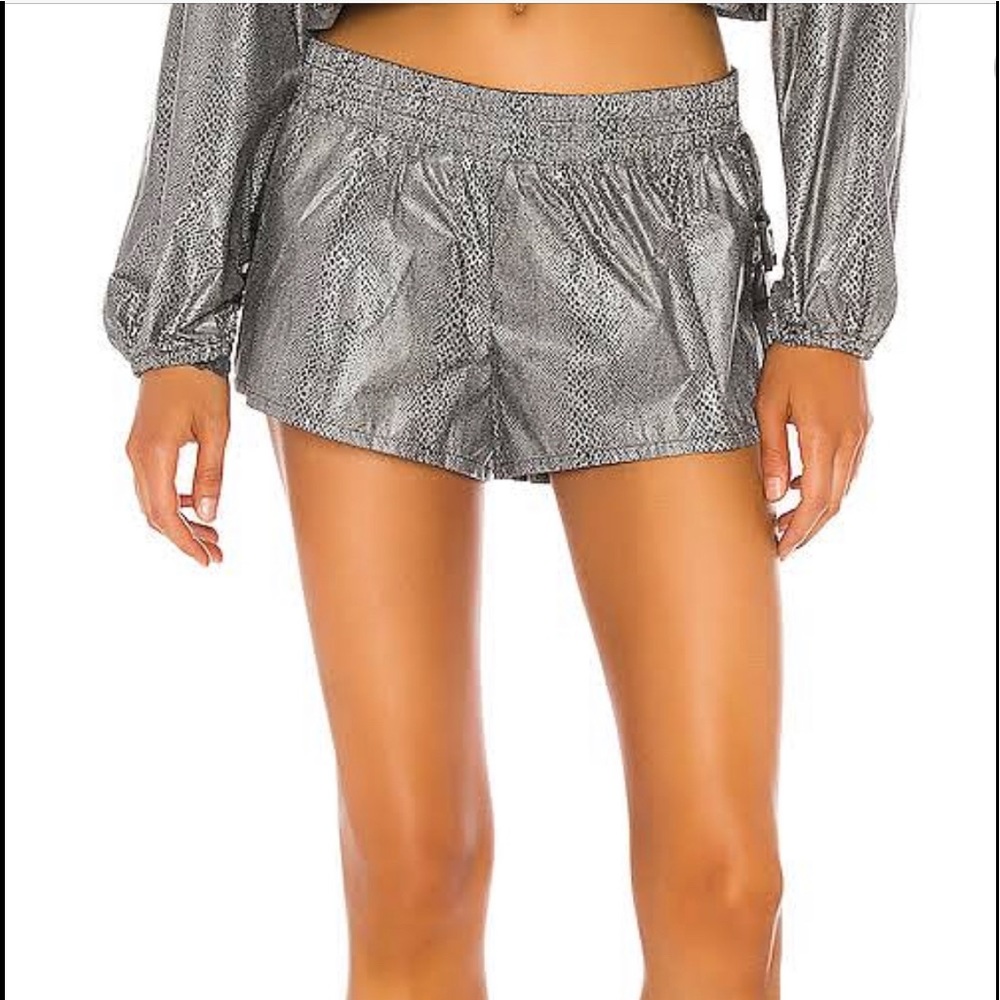 🏃‍♀️HP🥳Free People movement running shorts. 🏃‍♀️